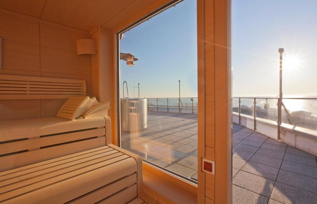 Michels Strandhotel Germania Нордерней Экстерьер фото