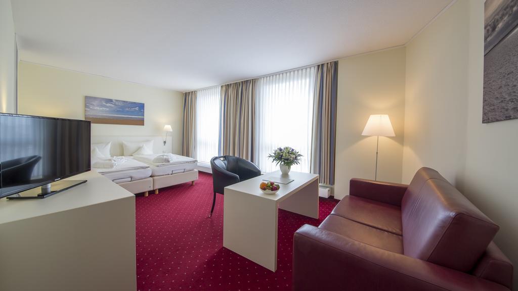 Michels Strandhotel Germania Нордерней Экстерьер фото