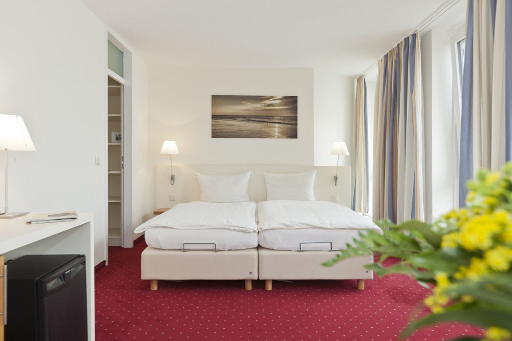 Michels Strandhotel Germania Нордерней Экстерьер фото